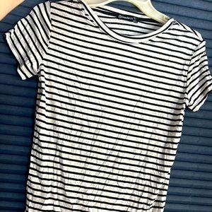 Two popular 21 shirts. Perfect condition